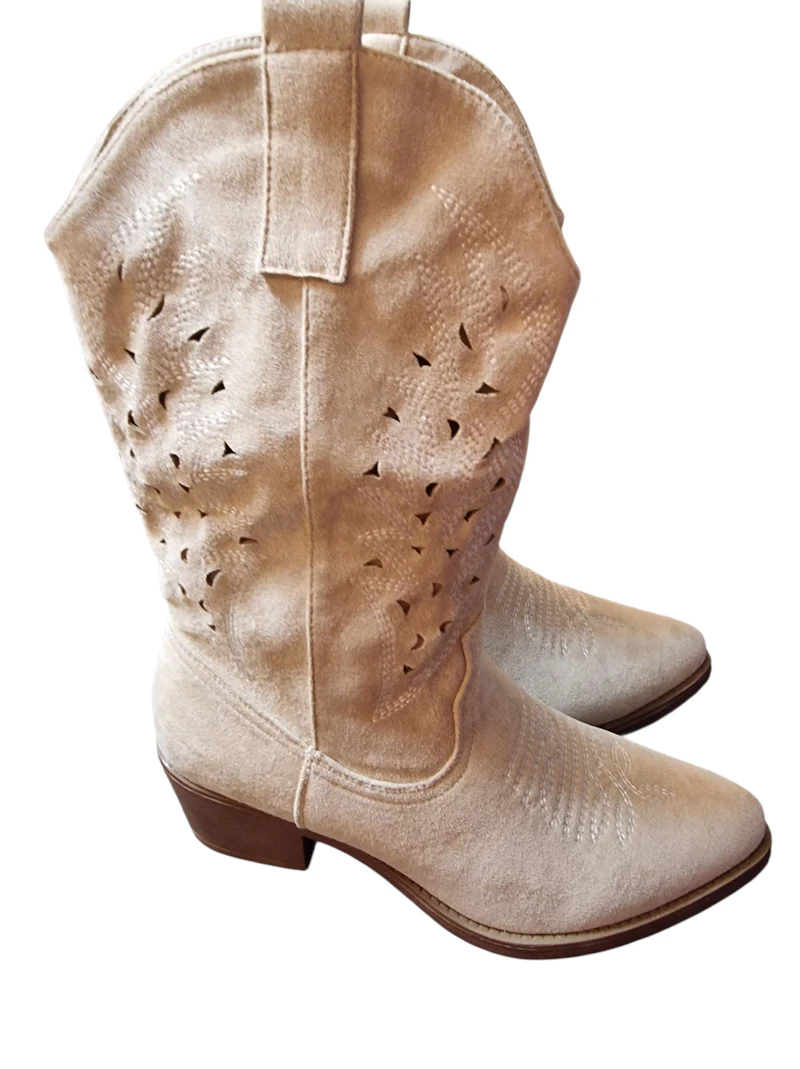 Stiefel verschiedene Farben und Größen 