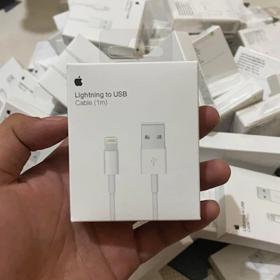  Apple Lightning to USB Cable (1m 2 كيبل تجاري )