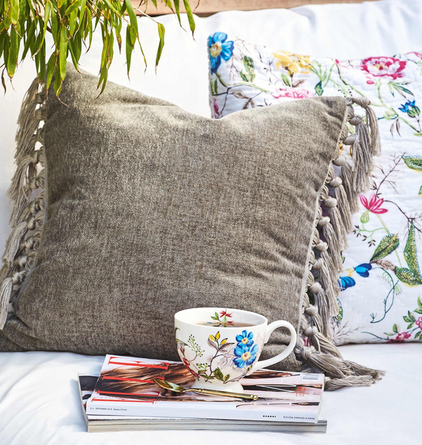 GreenGate Teacup Ellen White