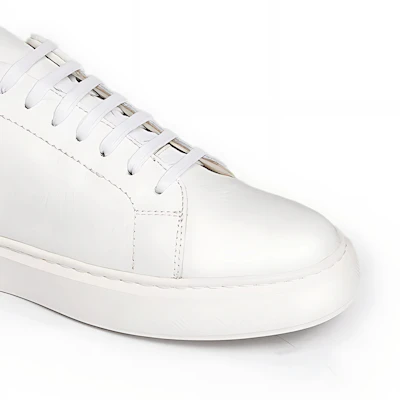 Basket en cuir blanc