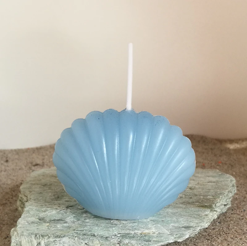 Kerze Muschel-Design, hellblau