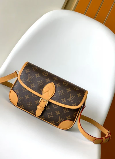 Lv Monogram Vintage Flap Bag