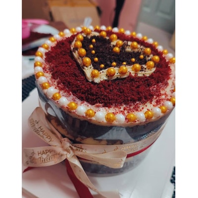 RED VELVET CAKE ( order before 1 day by Senoin)