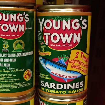 Young Town sardines in tomato sauce (Market17)