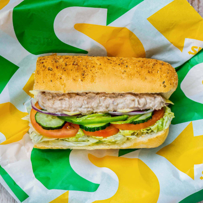 Tuna 12 inches with cheese (Subway)