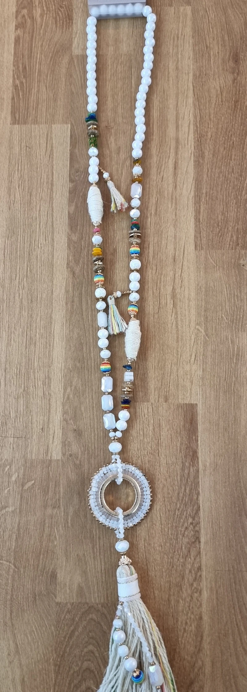 Lange Perlenkette