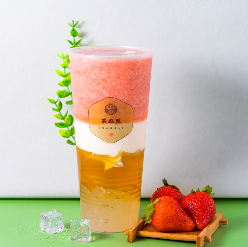 Strawberry tea with jelly and yogurt (Chamali)