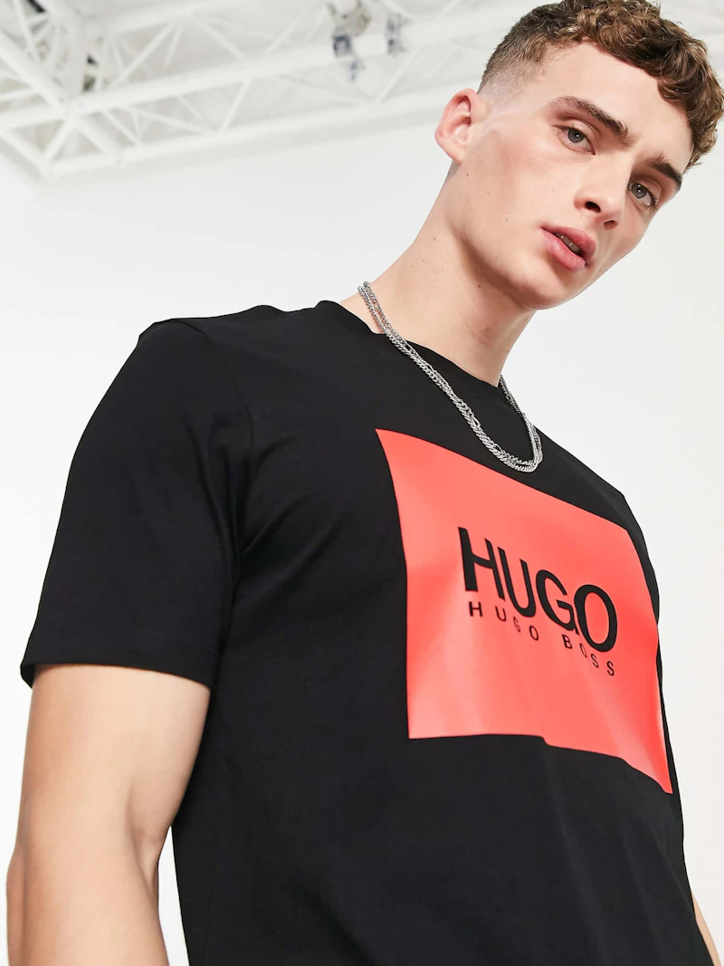 HUGO BOSS - T-SHIRT NOIR BIG RED FLAG