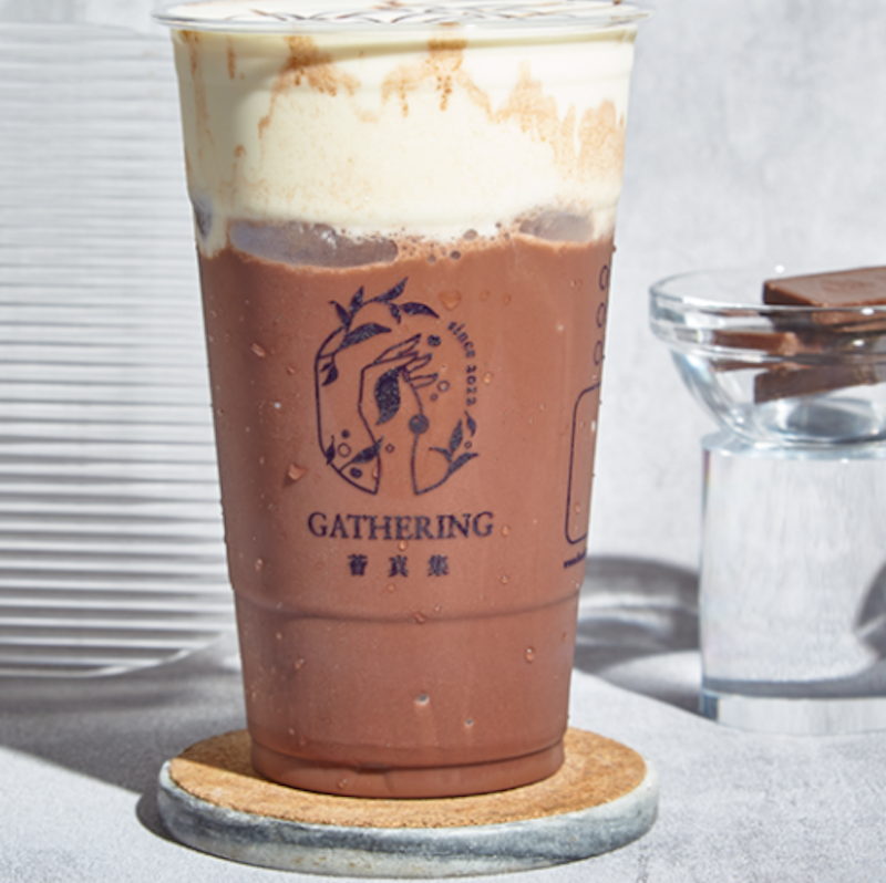 Chocolate Smoothie with Cheese Milk Foam (Gathering)