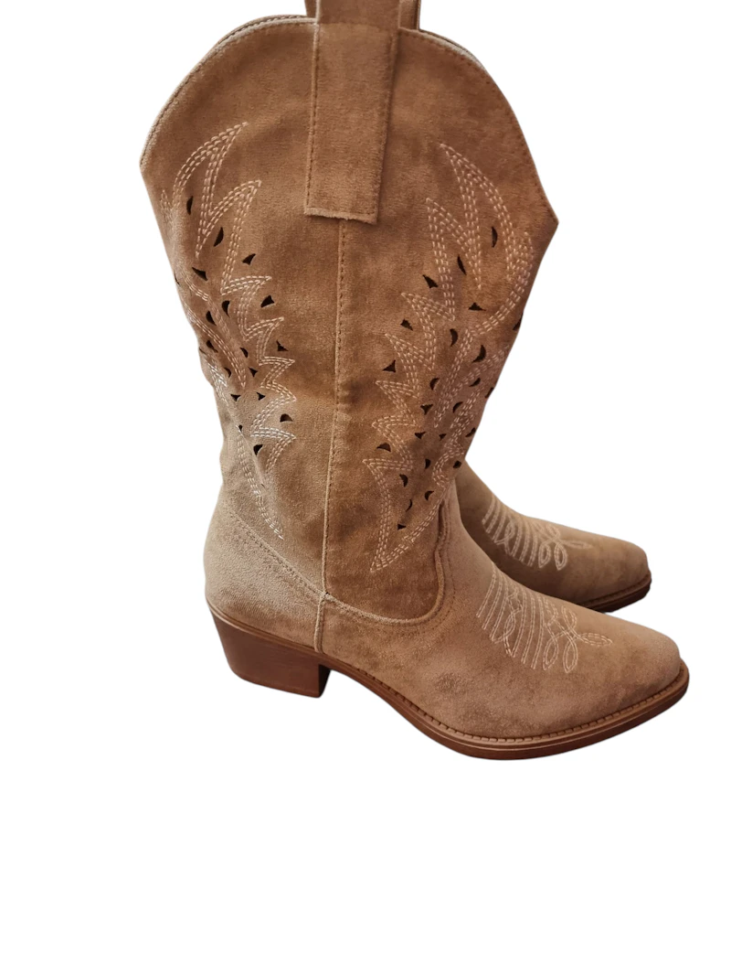 Stiefel verschiedene Farben und Größen 