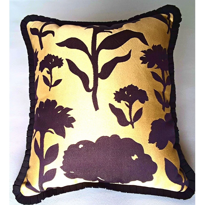 Henna Claire Floral Pleated Edge 