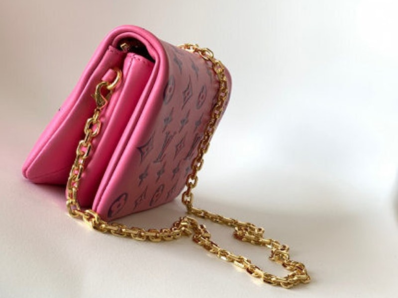 Louis Vuitton Pochette Leather Purse 