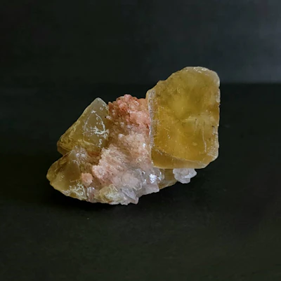 Kolekcinis geltonasis fluoritas