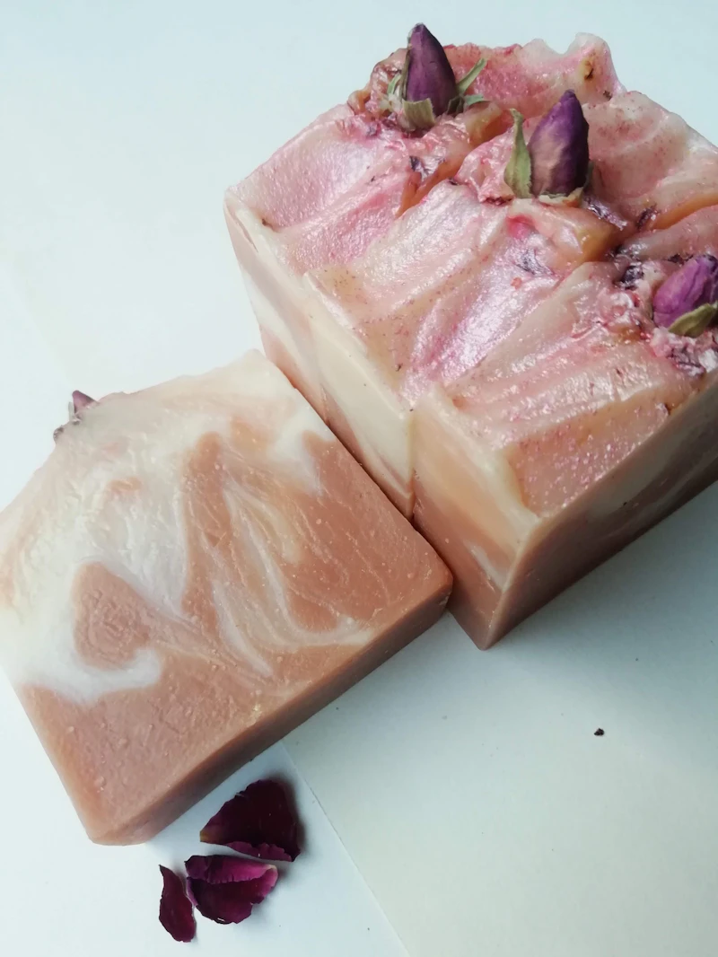Rose Geranium & Ylang Ylang Soap, Olive Oil and Shea butter. 