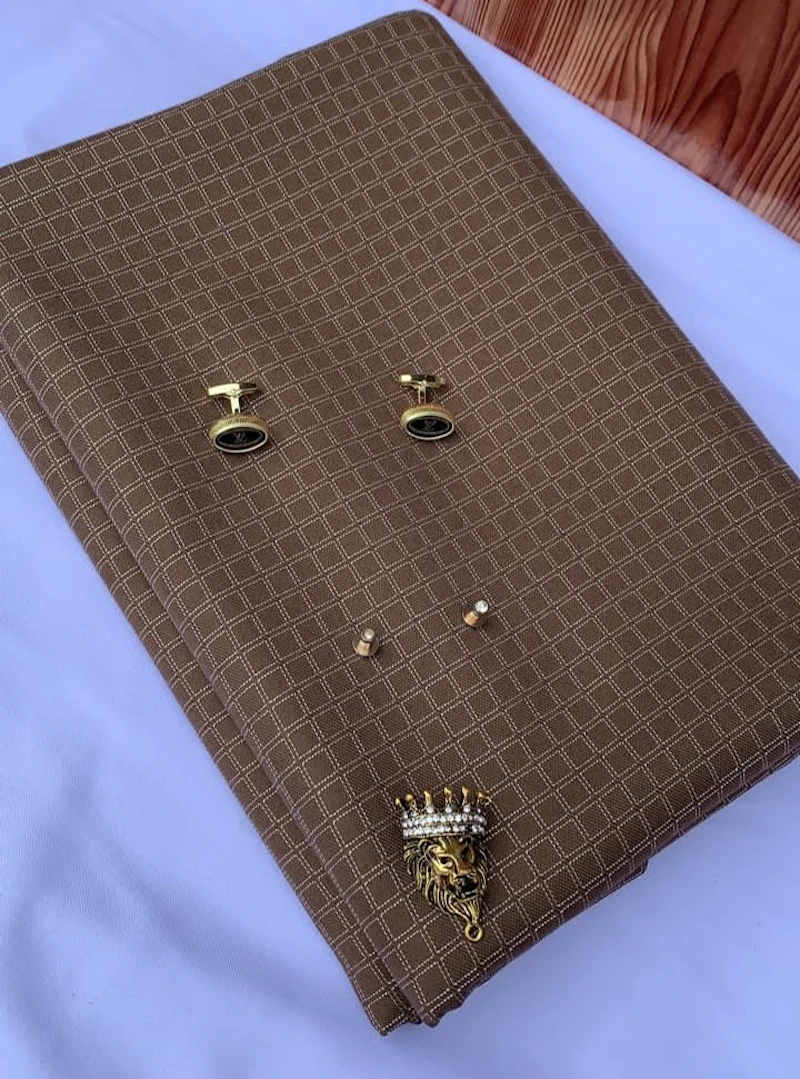 Small box brown pattern Senator