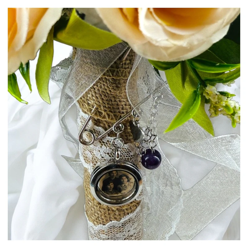 Memory-Anstecknadel "Amethyst" 