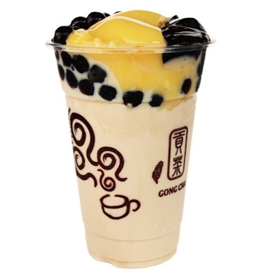 Grass jelly pudding milk tea (Gong Cha)