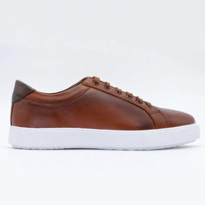 Basket en cuir tabac