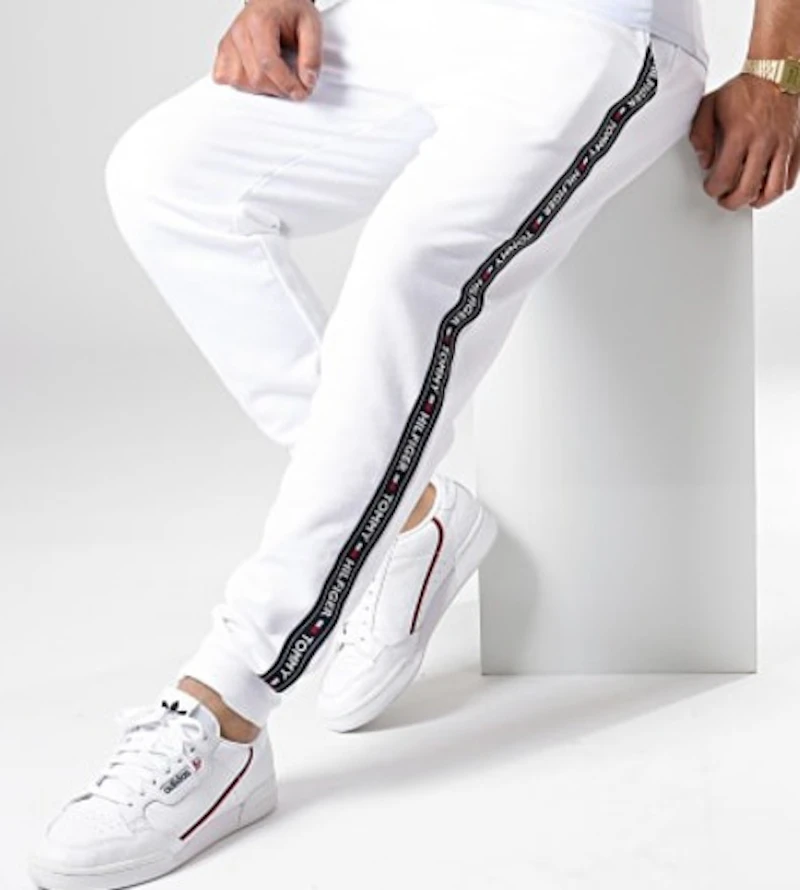 TOMMY HILFIGER - BAS DE JOGGING BLANC BANDES GRIFFÉES  