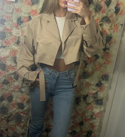 Cropped buckle belt oversized trench coat 