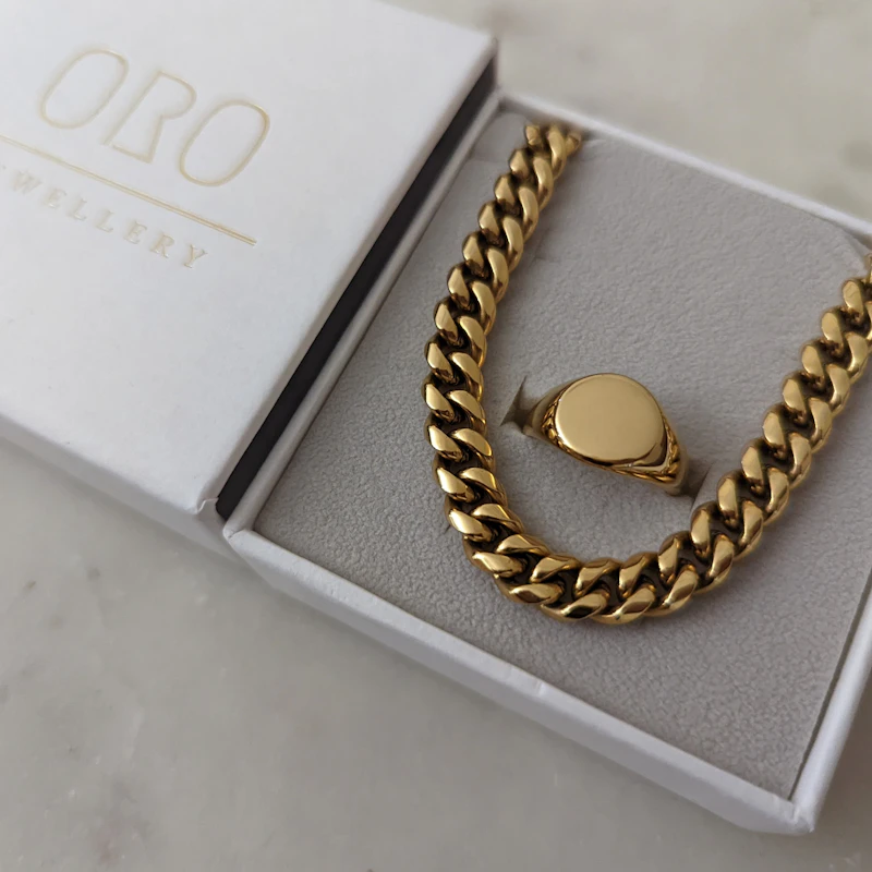 Signet Ring