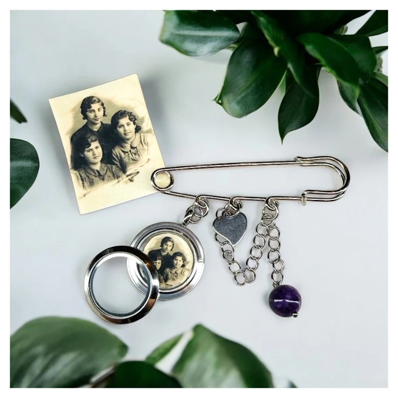 Memory-Anstecknadel "Amethyst" 