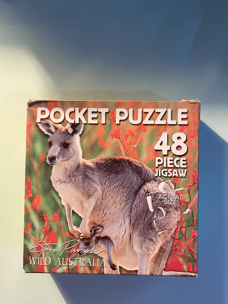 Pocket puzzle - Eastern grey kangaroo