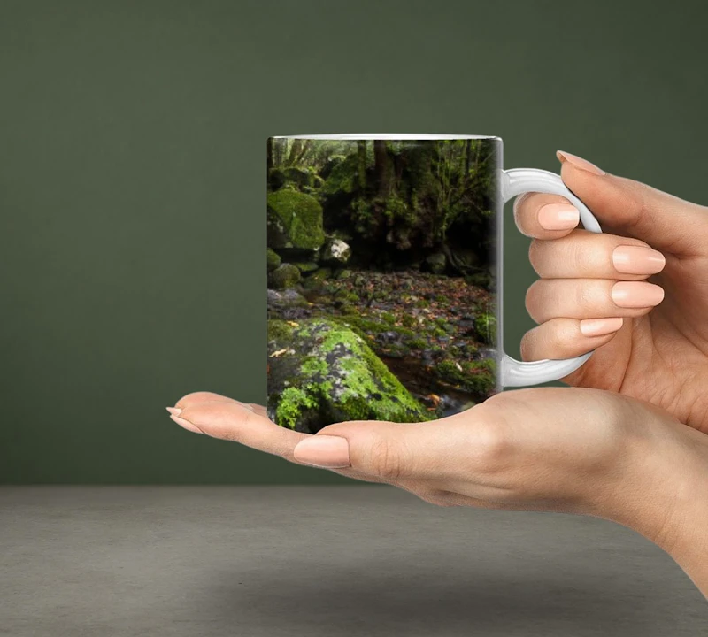 Madeira Tasse – Wasserfall & Lorbeerwald Motiv | Souvenir & Natur Geschenk für Wanderer Keramikbecher