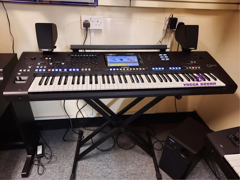 Yamaha GENOS 76-Note Digital Workstation Keyboard