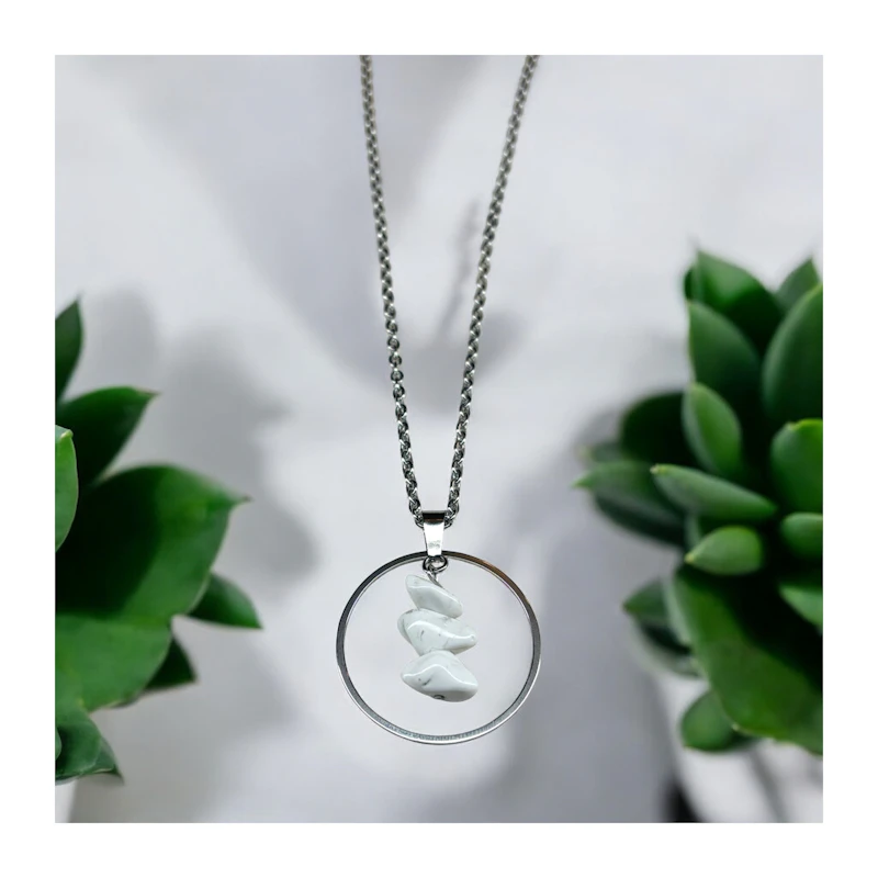 Kette "Sina" mit Howlith