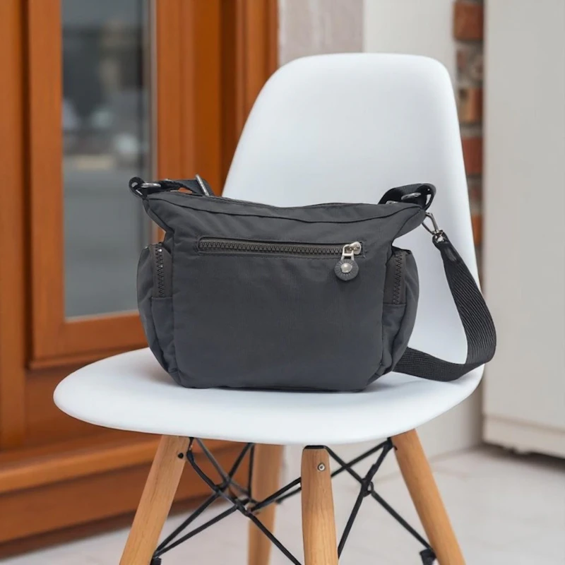 CRINKLE Urban Crossbody Bag