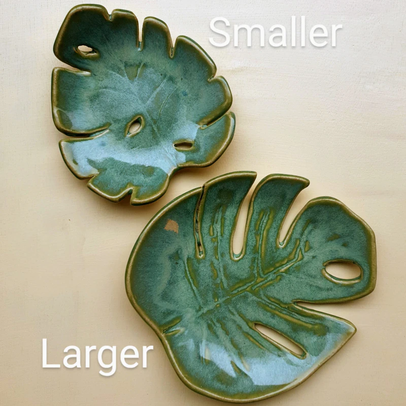Ceramic monstera leaf trinket dish. Large