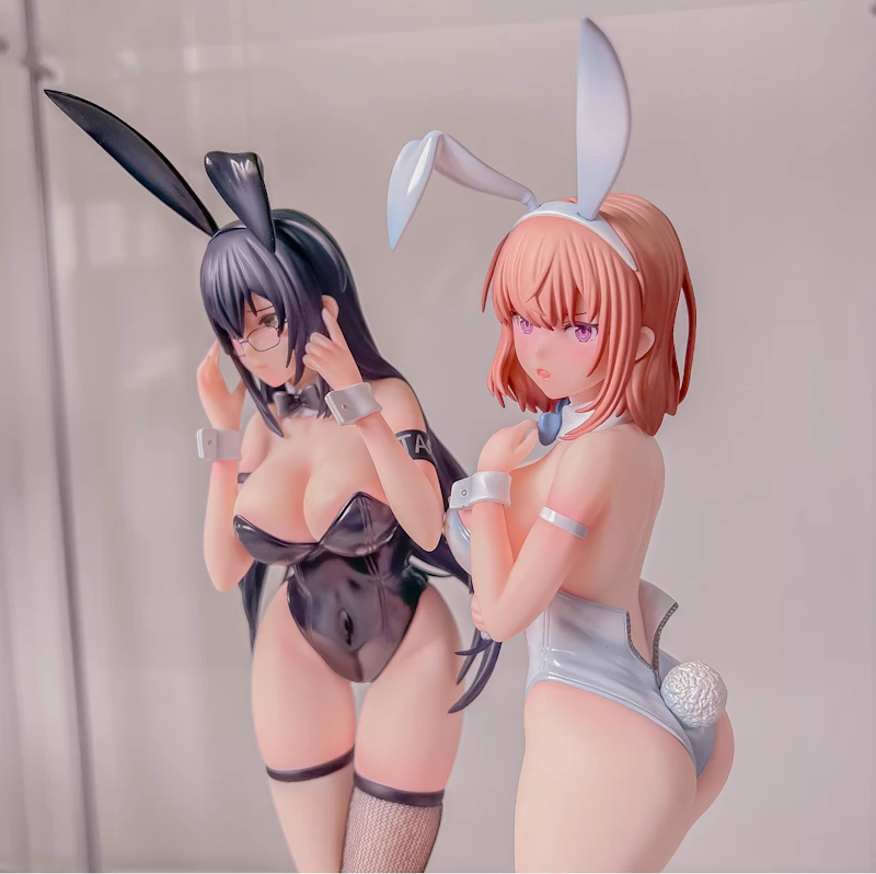 Ikomochi Original Characters: Black Bunny Aoi and White Bunny Natsume 1:6 Scale PVC Figure Set (Ensoutoys)