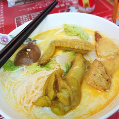 Chicken wings Noodles with potato (龍園小熊貓)