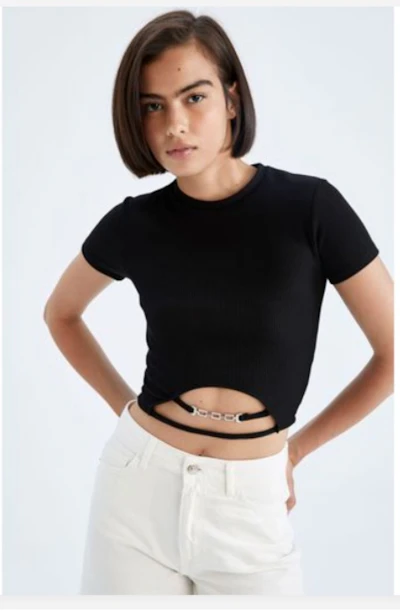 Defacto woman black t-shirt