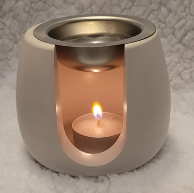 Aroma-Diffuser mit Metallschale