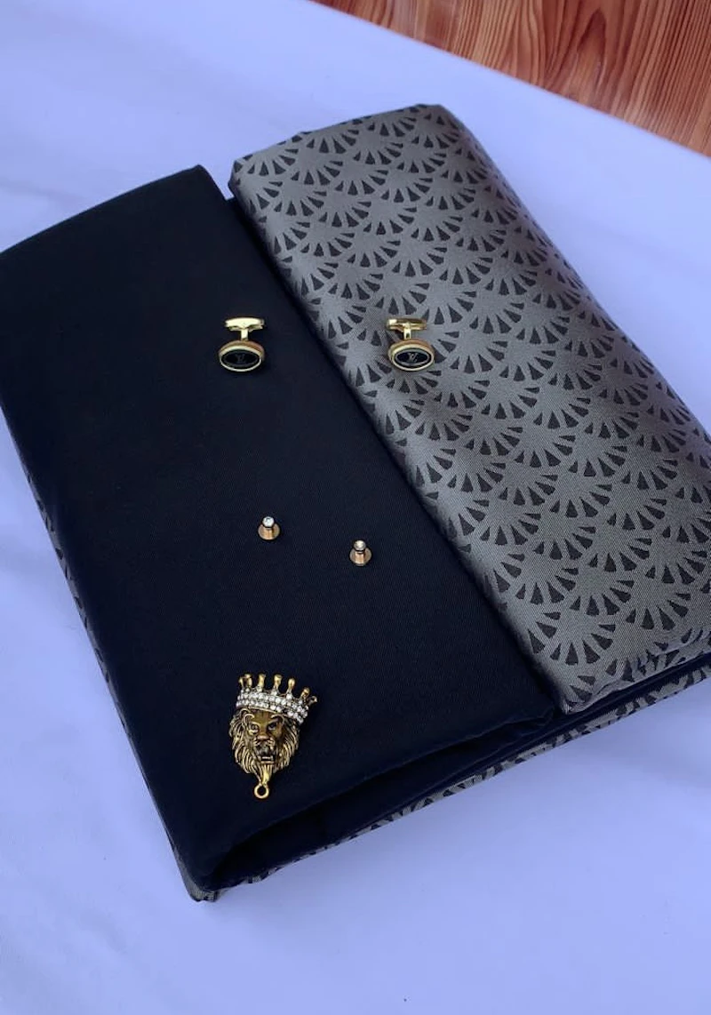 Black and Ash pattern Senator