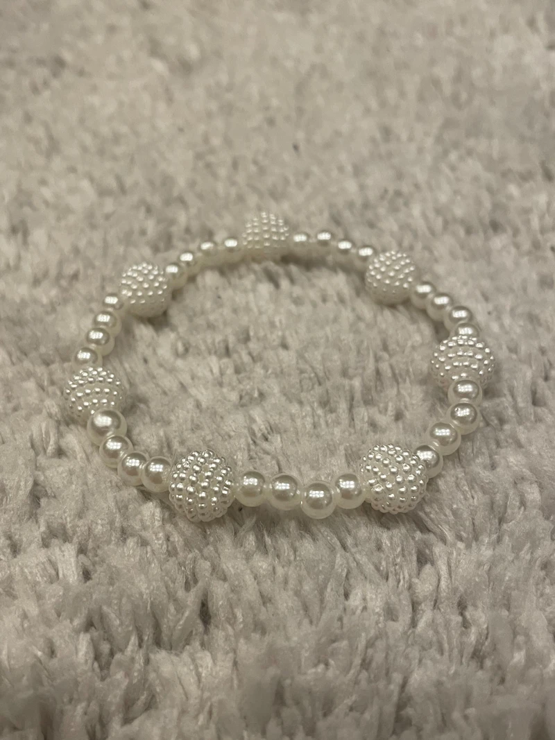 Big white Pearls