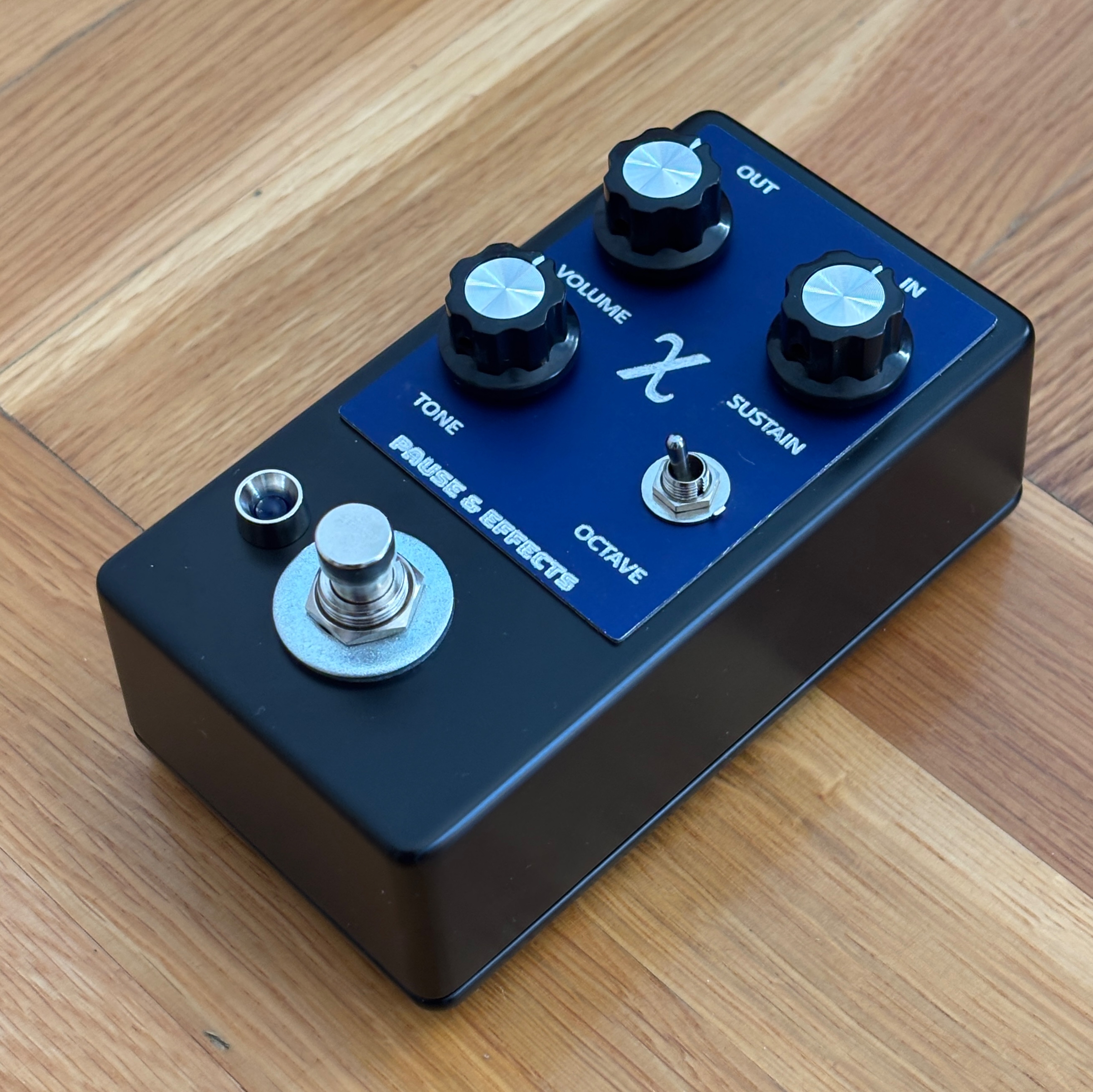 Pause&Effects: Boutique hand-built guitar effect pedals