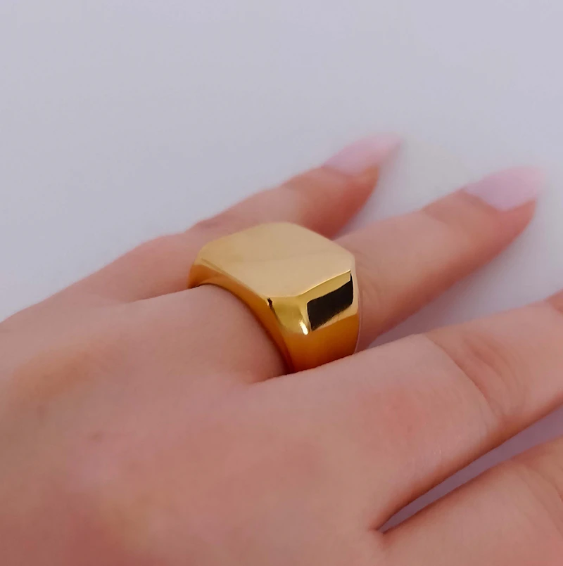 Large Signet Ring