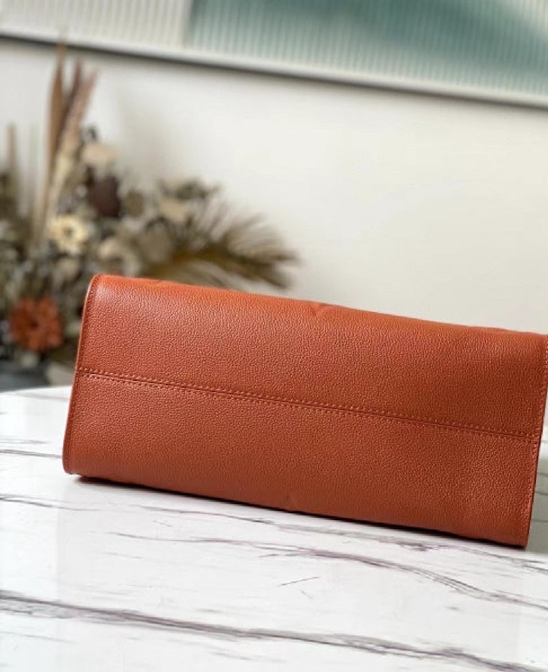 Louis Vuitton Onthego Bag 