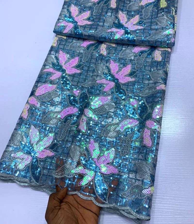 Shiny look Beautiful Lace