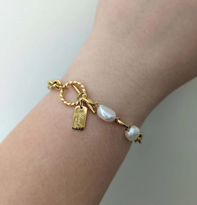 Mira Pearl Bracelet