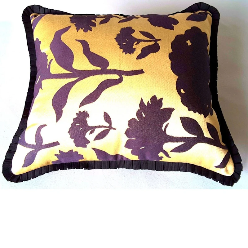 Henna Claire Floral Pleated Edge 
