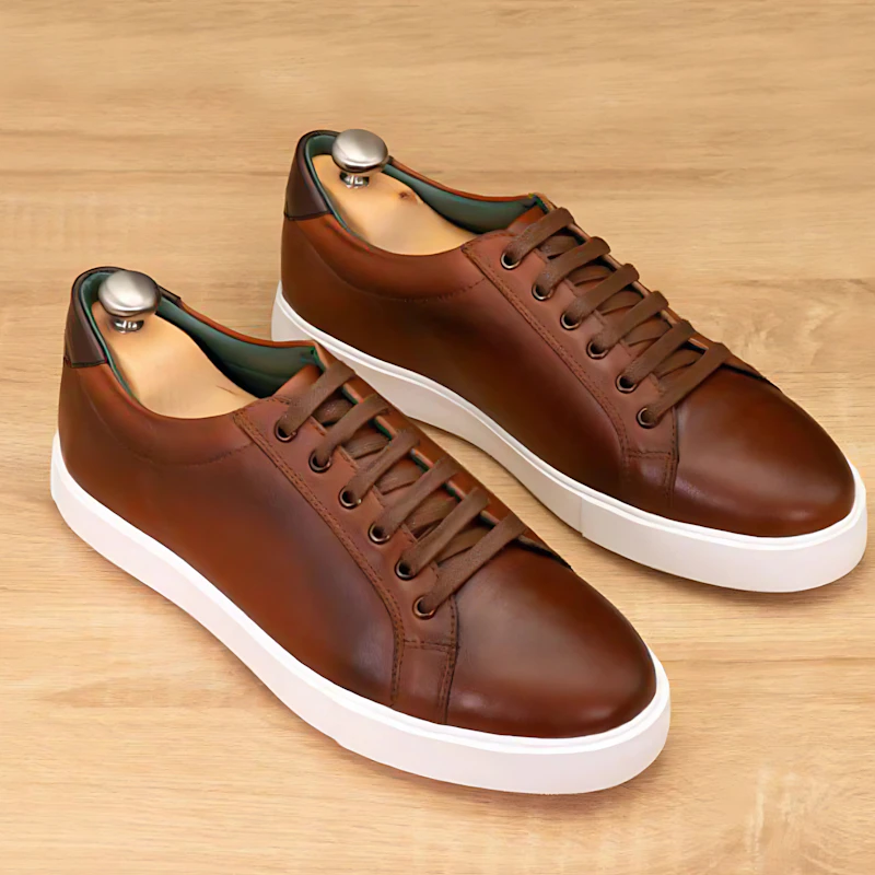 Basket en cuir tabac