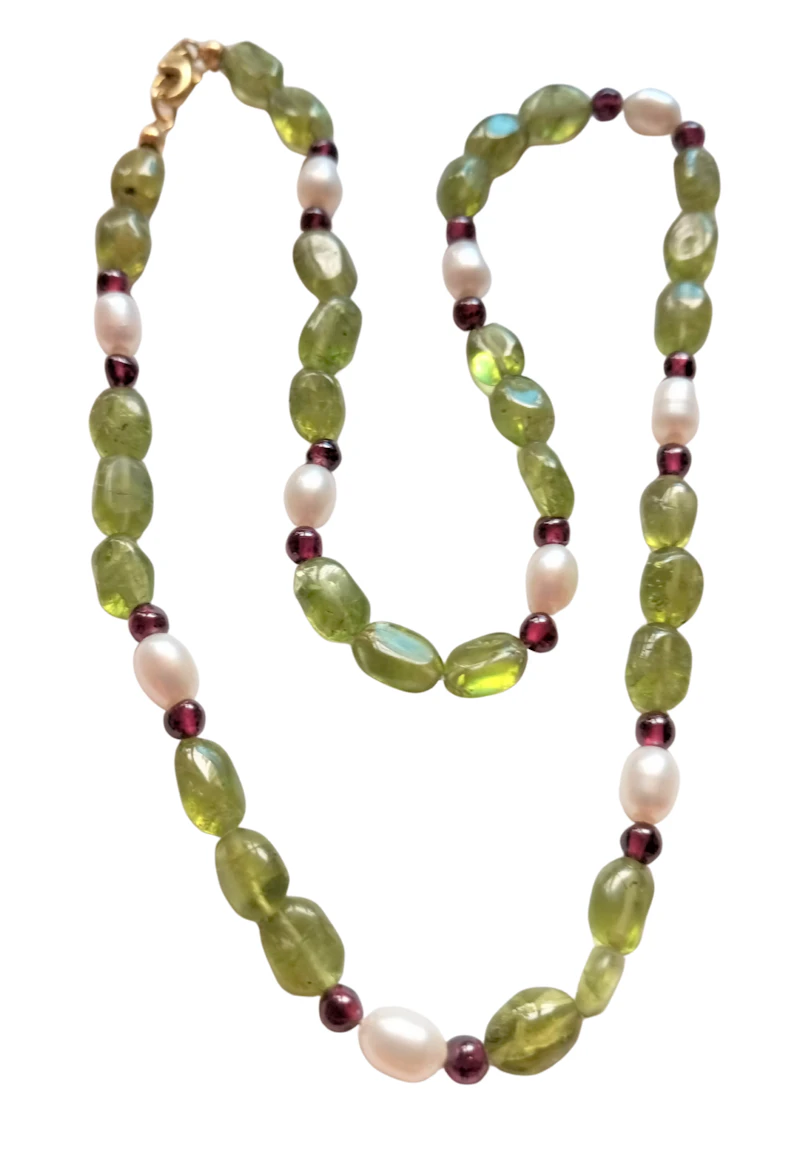 UNIKAT Edelsteinkette Peridot, Granat und Perlen