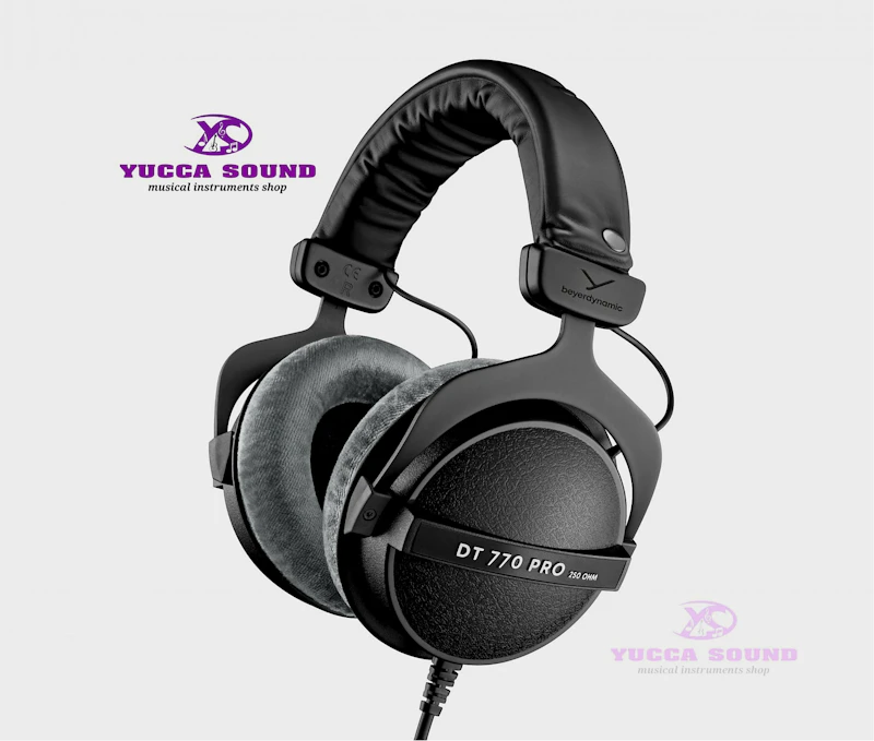 beyerdynamic DT 770 PRO 80 Ohm Studio Headphone