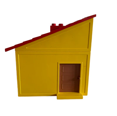Wand gelb mit Schiebetür und Dachteil