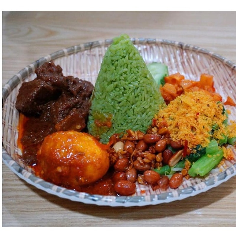 Beef rendang with pandan rice (Loly F7)