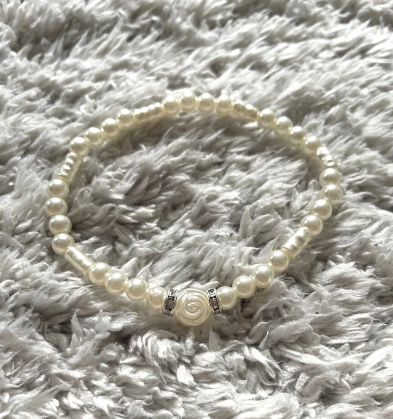 Beige small rose